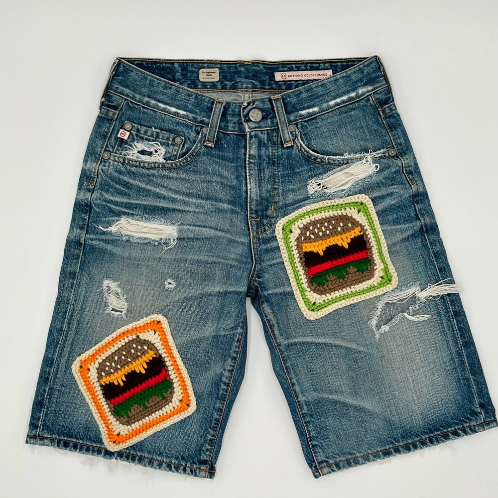 🍔Distresses Bermuda shorts with hand crocheted burger patches🍔